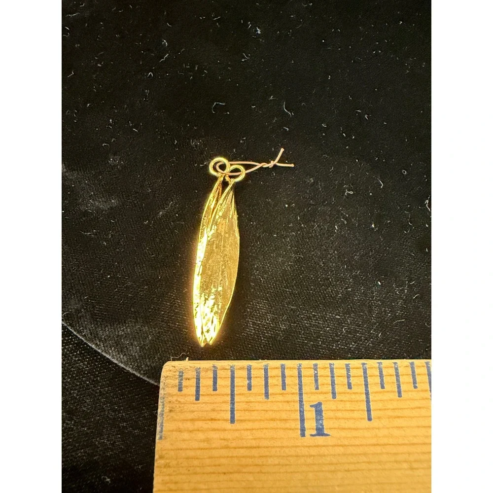 Gold Tone Textured Willow Leaf Drop Dangle Earrings Botanical Nature Jewelry